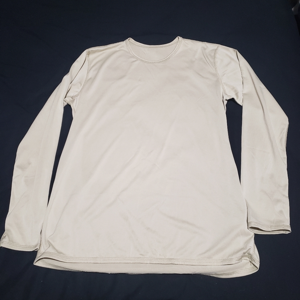 US Army Issue Men's GEN III Long Underwear & T shirt. Polartec ADS Tactical